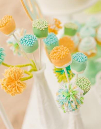 Mesas de dulces: piruletas de nubes