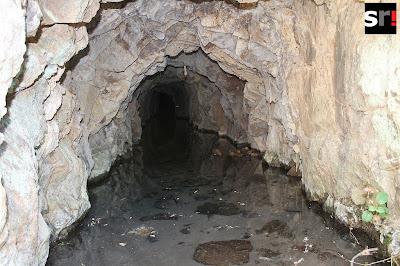 Tras las huellas de una mina para desenterrar voces