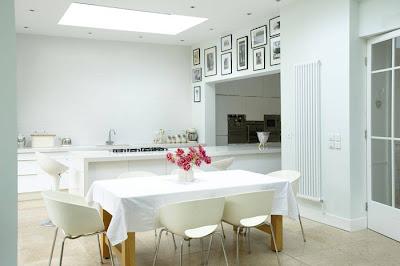 Colgando Cuadros en Interiores Rusticos