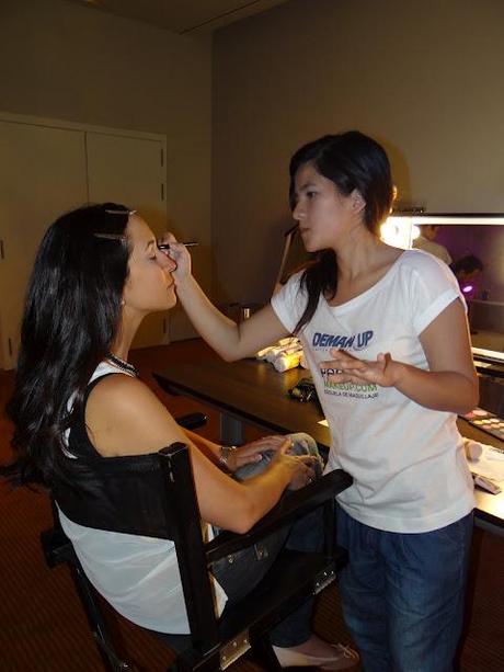 DEMAK' UP DAY DEMAK' UP DAY