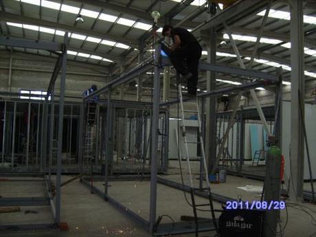 A-cero Tech Os presentamos el interiorismo de una vivienda A-cero Tech con acabado en acero corten y ubicada en Salamanca