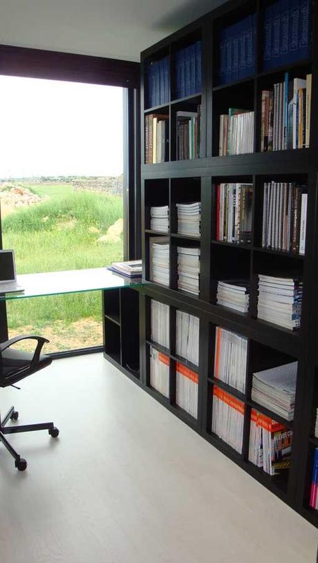 A-cero Projects Os presentamos el interiorismo de una vivienda A-cero Tech con acabado en acero corten y ubicada en Salamanca