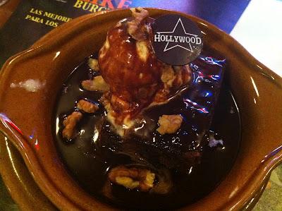 Foster hollywood, y la guerra en la cocina.