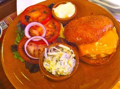 Foster hollywood, y la guerra en la cocina.