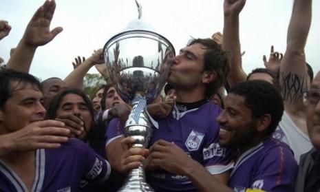 Fútbol uruguayo: Defensor Sporting se consagró en el Clausura