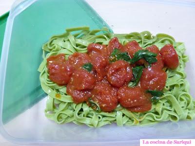 Cintas al mini pomodoro y albahaca