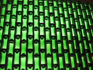 Botella que se Transforma en Ladrillo, Heineken WOBO