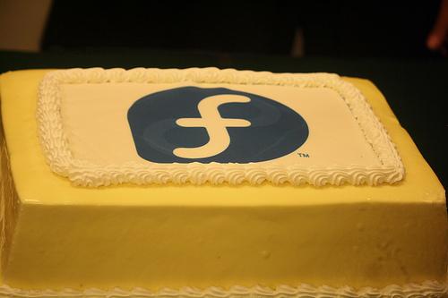 fedora cake Fedora 17 disponible: las novedades