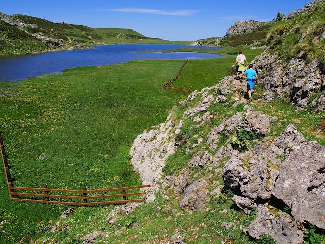 lagos de covadonga y vega el paré