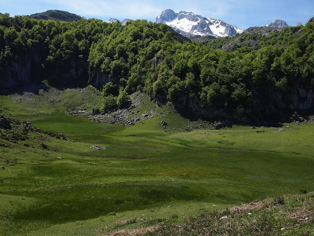 lagos de covadonga y vega el paré