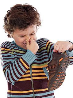 Como evitar el mal olor en los zapatos