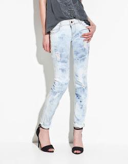 Un retroceso más: Jeans tye dye