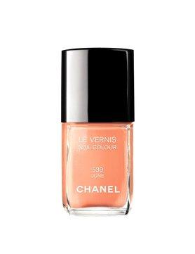 Esmalte de la semana: June de Chanel