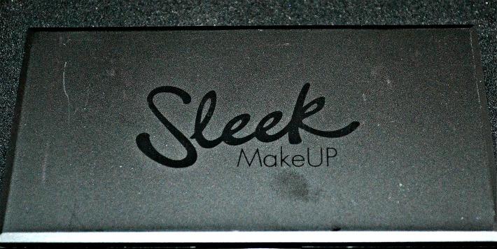 ultra mattes DARKS PALETTE by Sleek