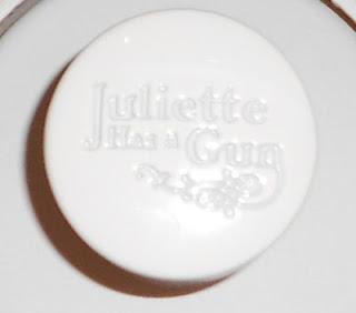 Juliette has a gun, Romantina