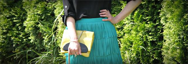 Fringed skirt & Necklace