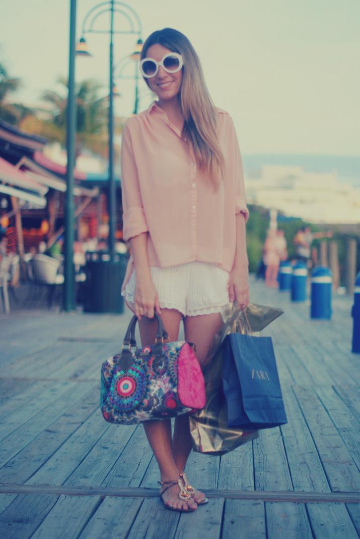 Centro comercial La Isla, Cancún, México. Fotos en el blog de moda de Mónica Sors