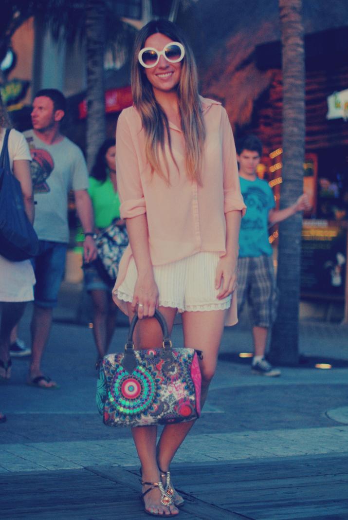 Centro comercial La Isla, Cancún, México. Fotos en el blog de moda de Mónica Sors