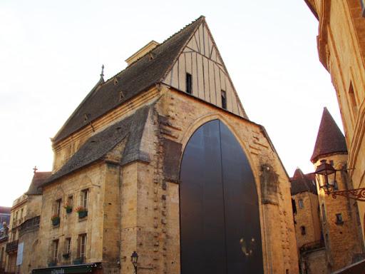 PÉRIGORD NEGRO (I): SARLAT LA CANEDA UN PUEBLO DE CUENTO