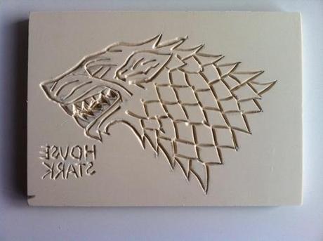 Proceso de grabado del sello Stark de Juego de Tronos Homenajea el final de temporada