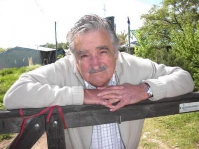 CRÉALO:  Mujica, el presidente más pobre del MUNDO
