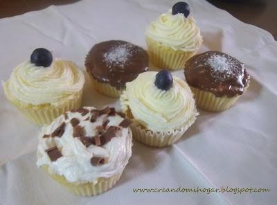 Cupcakes de naranja con buttercream.