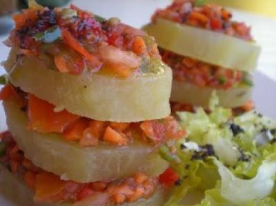 Milhojas de ensalada de patatas