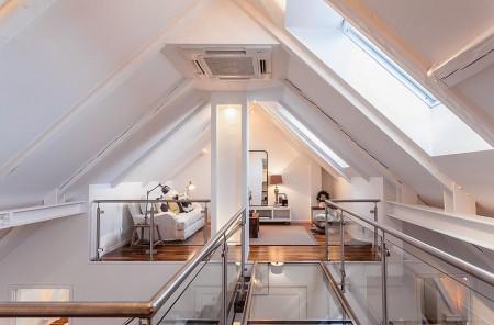 Dúplex decorado en blanco y madera vintage decoración sillas barcelona blanco puro estilo nórdico lamparas vintage lámparas estilo industrial fotos estilo nórdico fotos decoracion vintage fotos decoración sueca fotos decoracion dormitorios estilo nórdico decoración diseño de interiores diseño de aticos decorar casa decoraciones vintage decoraciones retro decoracion vintage chic decoracion vintage blog decoracion tienda decoración estilo vintage decoracion estilo retro decoración en blanco y madera decoración diseño decoración de interiores decoración de duplex y aticos blogs interiorismo blog decoracion vintage blog decoración