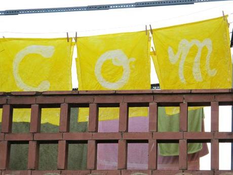 Convierte sábanas en pareos batik