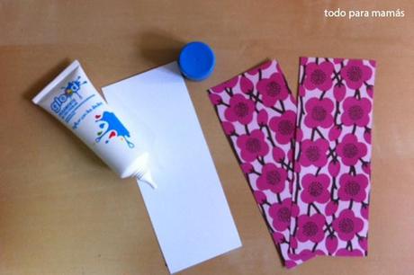 pegamento y cartulina