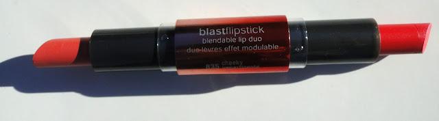 Trending topic: Dimensional lips.