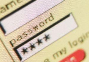 Elijen password mas seguras las personas mayores