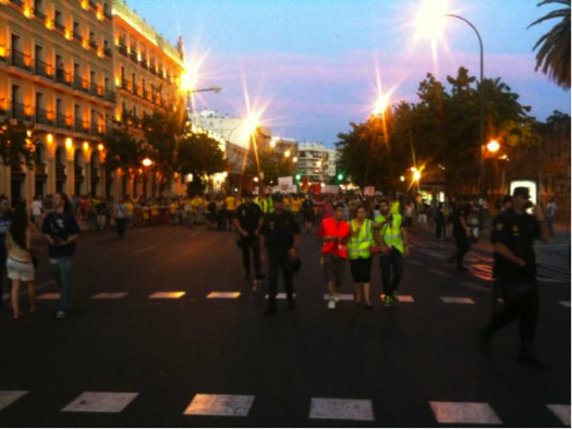 Los  estudiantes sevillanos se manifiestan por segunda vez contra los recortes