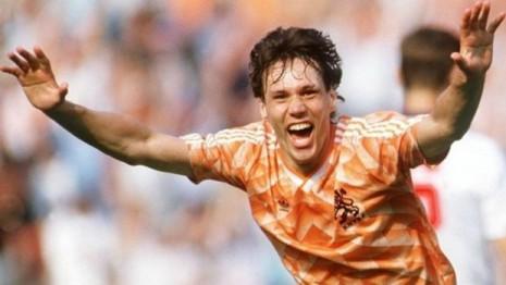 Goles Deluxe Retro: La volea de Van Basten que coronó a Holanda