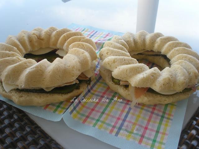 Montaditos de lomo en pan de rosca