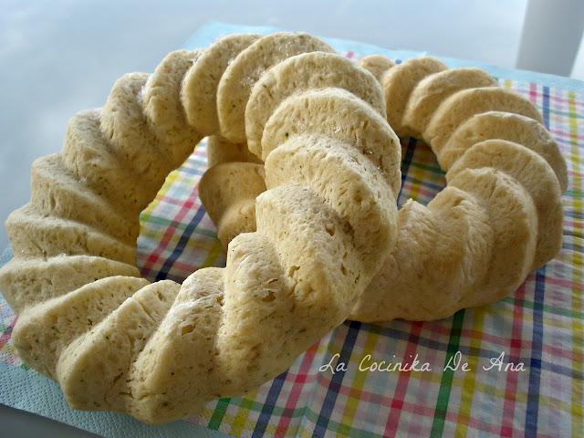 Montaditos de lomo en pan de rosca