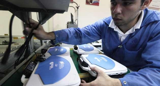 Alma, corazón y esfuerzo son herramientas para el ensamblaje de Canaimitas