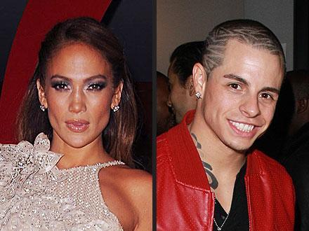 Jennifer López desmiente rumores de boda con CASPERT