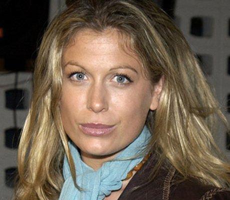 Sonya Walger se une a Admission