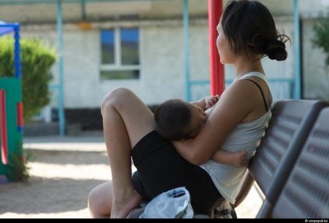 Amores de Barras: Niños de Madres Reclusas en Kazajastán