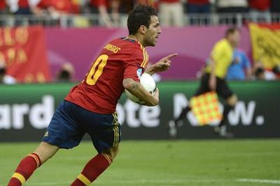 Cesc rescata a España en el debut ante Italia (1-1)