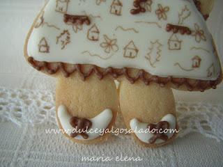 Galletas decoradas...niña conjuntito beige-marron