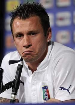 Cassano no quiere compañeros homosexuales en Italia