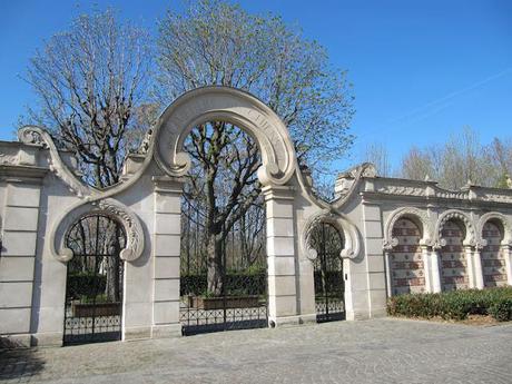 UN LUGAR EXTRAÑO: EL CEMENTERIO DE ANIMALES DE ASNIÈRES