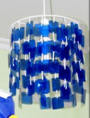 Reciclar botellas de plástico vacias convirtiendolas en lámparas