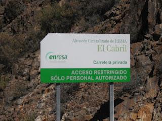 Isótopos radiactivos y árboles isleños en medio de Sierra Morena