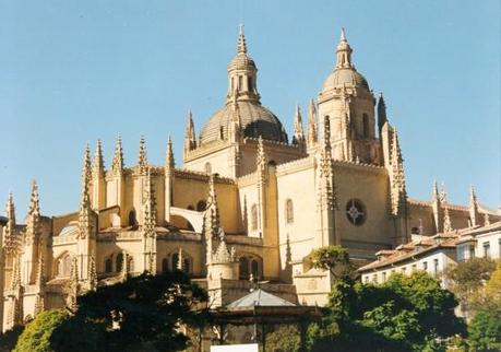 Segovia, La Ciudad de la Muralla