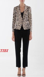 Olivia Palermo pasea a su mascota con shorts y abrigo felino. Consigue su look Olivia Palermo pasea a su mascota con shorts y abrigo felino. Consigue su look