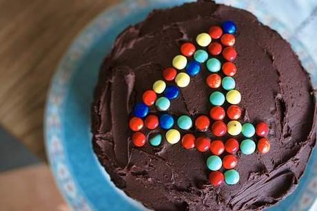 tarta con un cuatro Óptima Infinito Cumple 4 Años