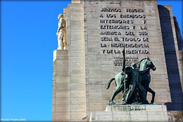 Monumento a la Bandera